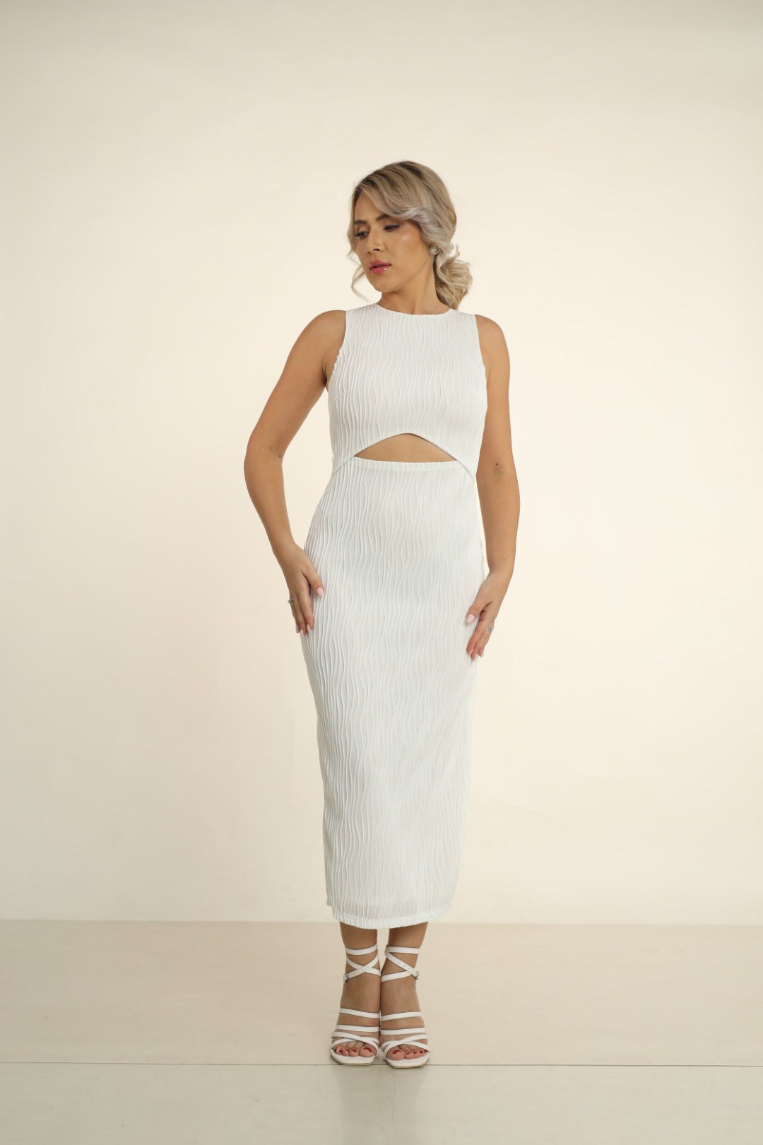 REGALIA TEXTURED STRETCH MIDI DRESS WITH FRONT CUT OUT DETAIL IN WHITE