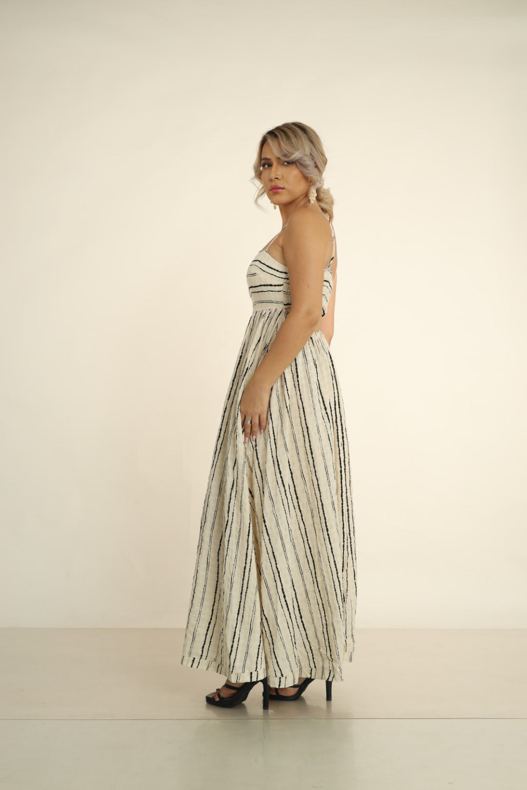 SUNDOWN SERINITY MAXI DRESS-BACK CUTOUT MAXI DRESS  BLACK BEIGE STRIPE