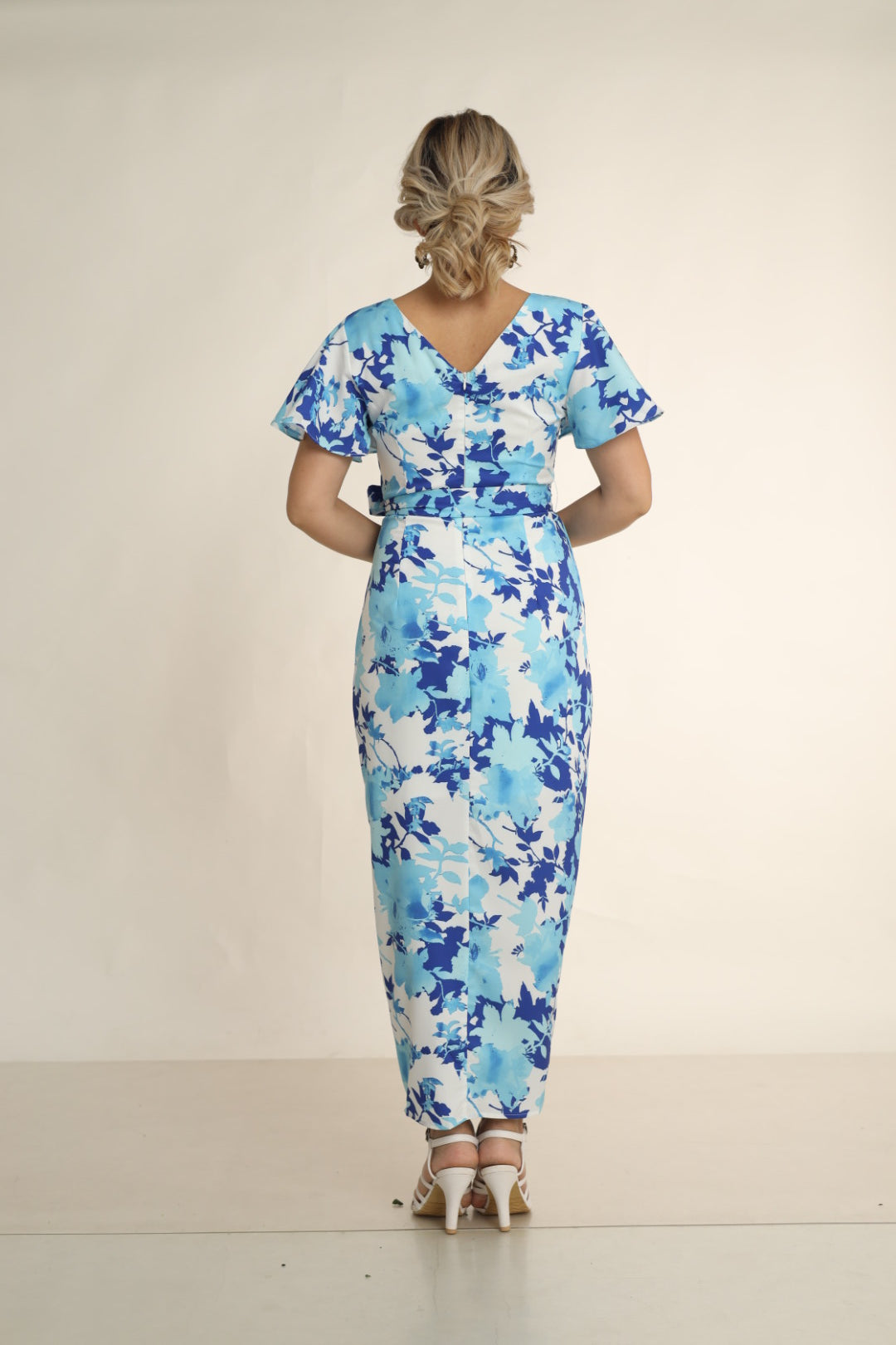 MILI FLORAL BUTTERFLY SLEEVE DRESS WITH TULIP HEM